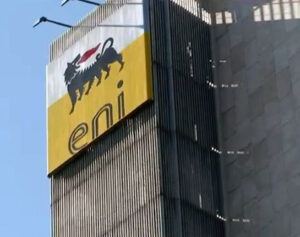 Il palazzo dell'Eni a Roma - foto Re:Common