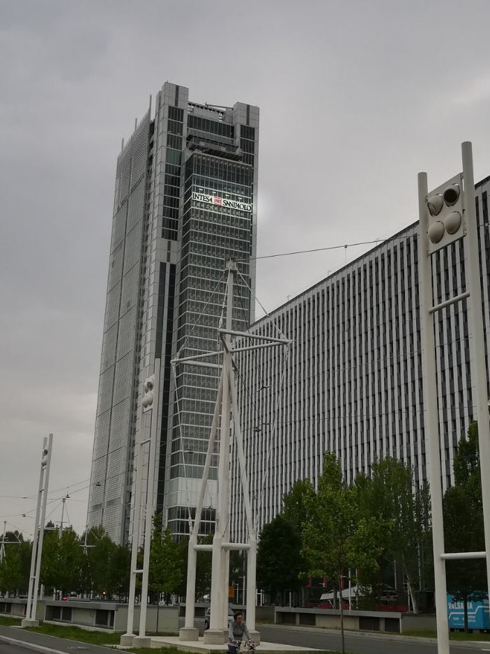 Sede di Intesa Sanpaolo a Torino, foto Re:Common, aprile 2018